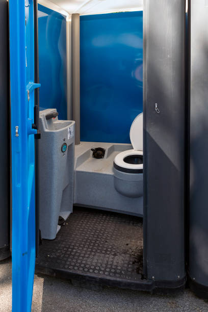 Best Portable restroom trailer rental  in Richmond, IL