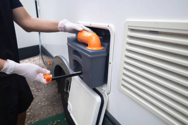 Best Portable bathroom rental  in Richmond, IL